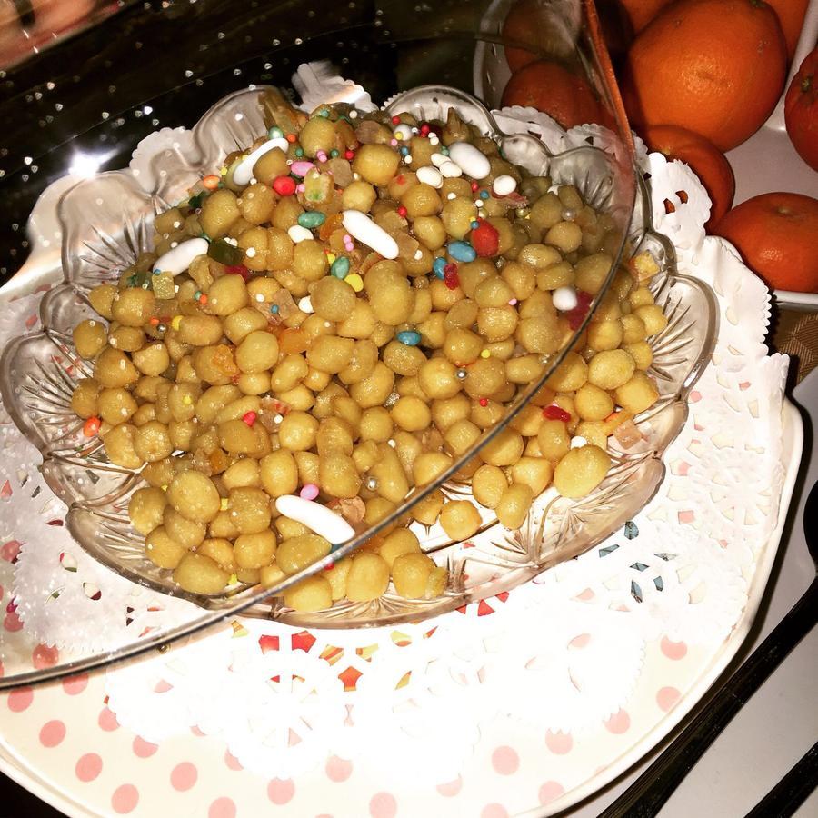 Mercury Home Room&Breakfast Наполи Екстериор снимка